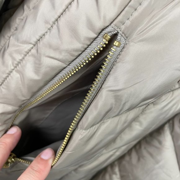 NWT LIZ CLAIBORNE Women 1X Taupe Faux Fur Hood Zip Water Resistant Puffer Jacket - Picture 9 of 14